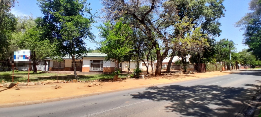 Commercial Property for Sale in Bodorp North West